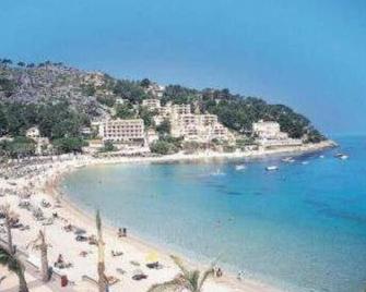 Accommodation on harbor and beach with mountain views - Port de Sóller - Strand