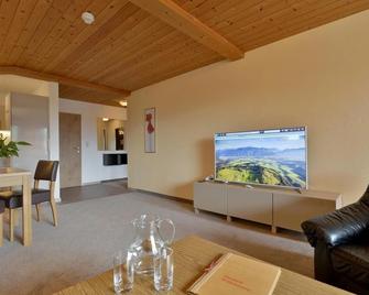 Gästehaus Rottenspacher - Kössen - Вітальня