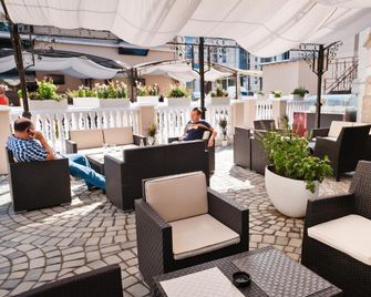 Vigo Grand Hotel - Ploieşti - Restaurant