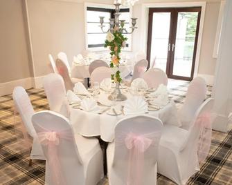 Crowwood Hotel and Alba Restaurant - Glasgow