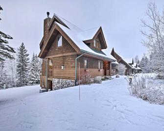 Comfy Lutsen Mountain Villa w/ Balcony & Grill - Lutsen - Gebouw