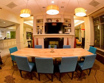 Hilton Garden Inn Oxnard/Camarillo - Oxnard - Spisestue