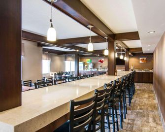 Portland Southwest - Tigard - Bar