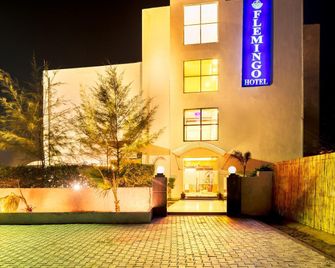 Hotel Premium Flemingo - Panchkula - Gebouw