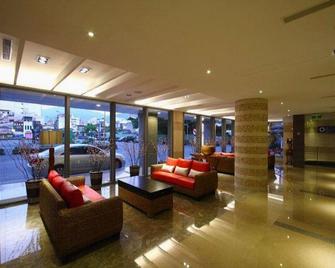 Fish Hotel Hualien - Hualien City - Lobby