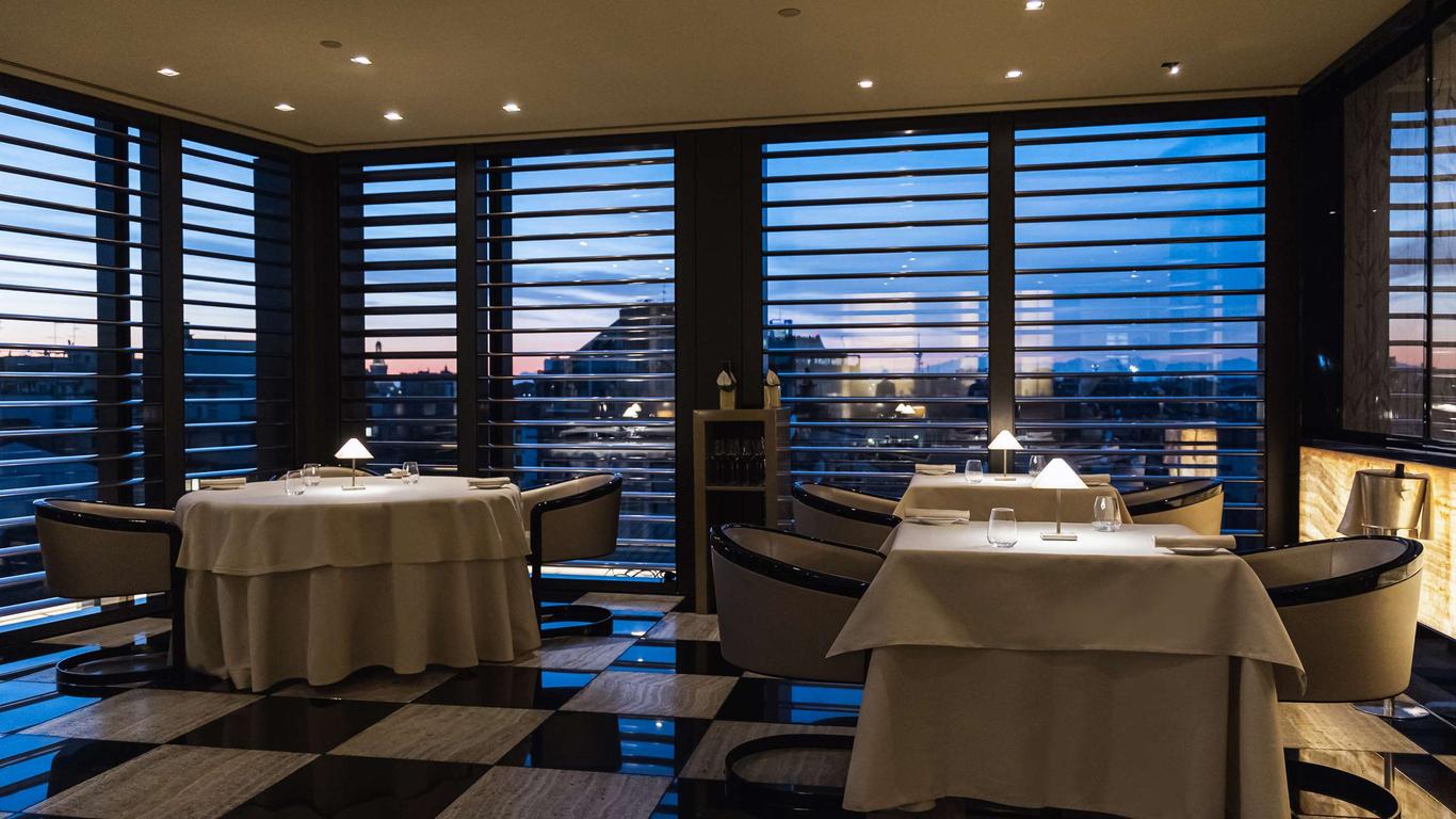 Armani Hotel Milano