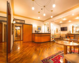 Hotel City Center - Palermo - Front desk
