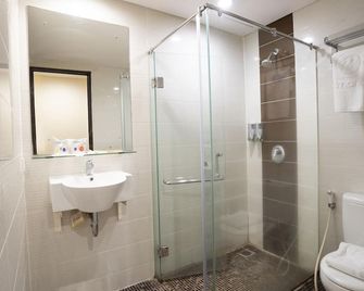 d'primahotel Airport Jakarta 1 - Tangerang City - Banheiro