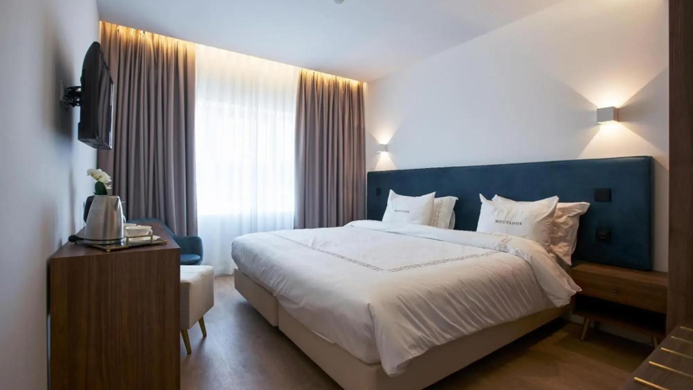 Hotel Moutados