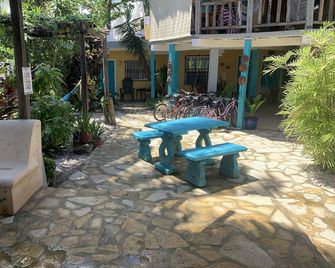 Snapper Room at All Seasons Guesthouse - Hopkins - Terasa
