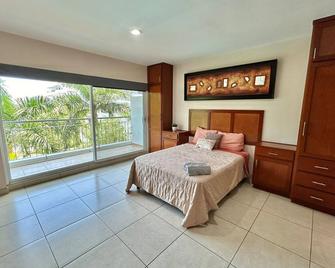 Costa Veleros Apartments - Mazatlán - Chambre