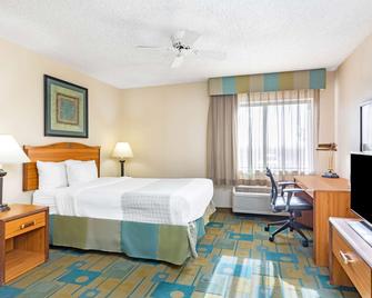 La Quinta Inn & Suites by Wyndham Mansfield TX - Ελ Πάσο - Κρεβατοκάμαρα