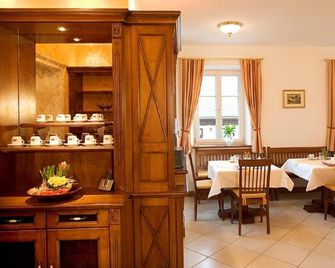 Privatzimmer Stabauer - Mondsee - Restaurante
