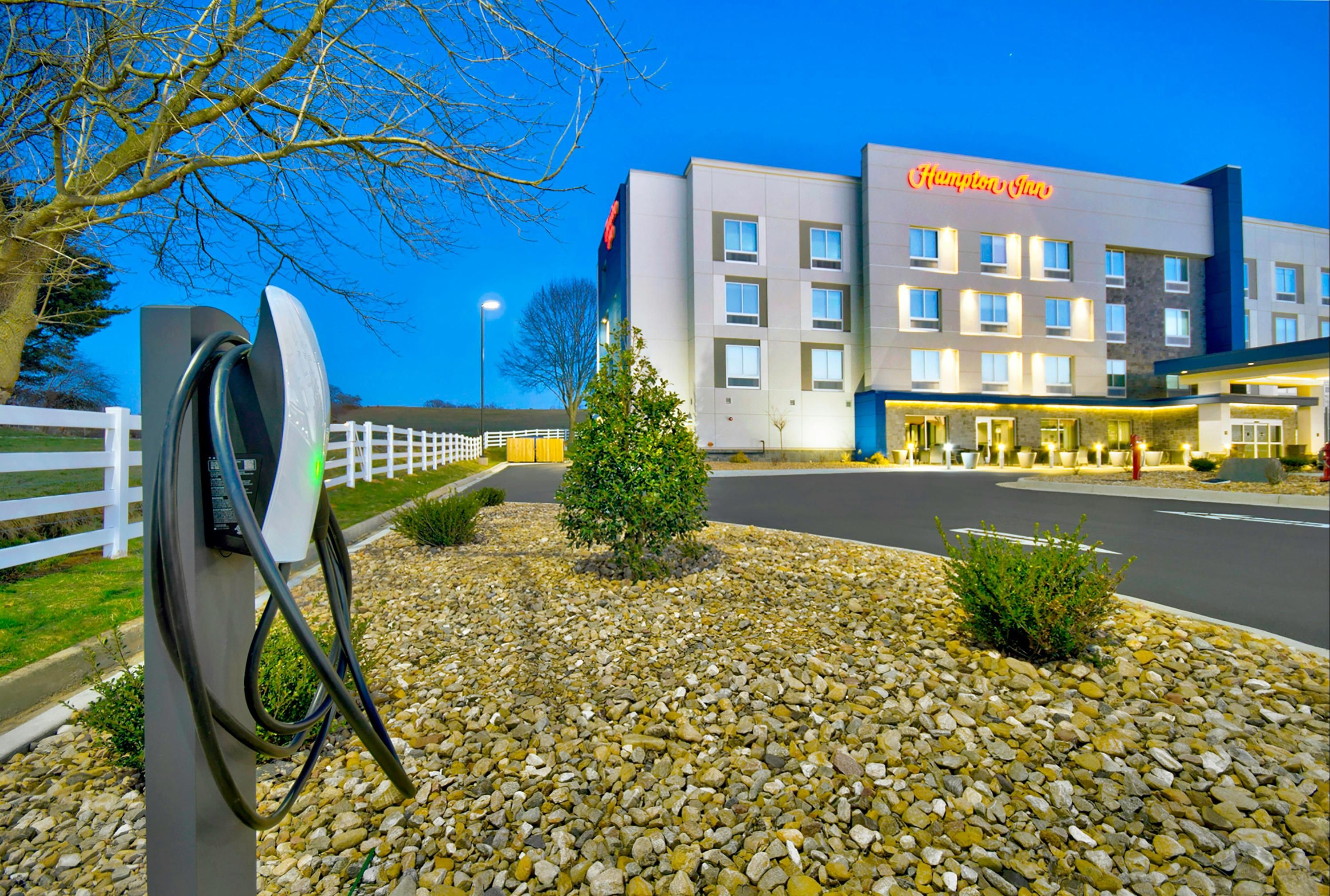 Hampton Inn by Hilton Abingdon - Abingdon - Gebäude