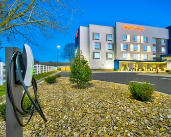 Hampton Inn by Hilton Abingdon - Abingdon - Gebouw