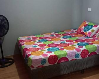 Beautiful new 3 bedrooms house, 10 minutes away from the beaches. - Sonsonate