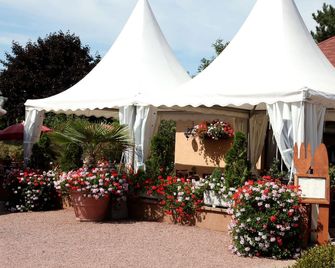 Hôtel Restaurant Au Relais D'Alsace - Rouffach - Außenansicht