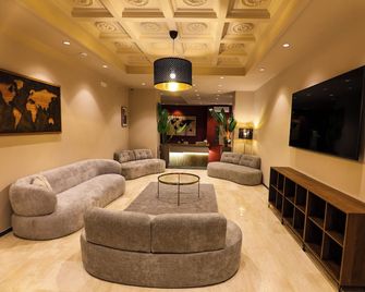 Noah Gate Hotel & Suites - Neapol - Hol
