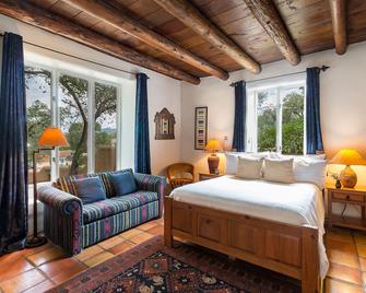 Inn of the Turquoise Bear - Santa Fe - Bedroom