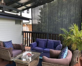 MountainVues with Pool - Cairns - Balcony