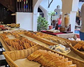 Dhow Palace Hotel - Sansibar - Buffet