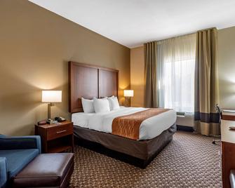 Comfort Inn and Suites Atoka-Millington - Atoka - Bedroom