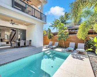 Luxury 6BR Las Olas Family Retreat w/ Heated Pool - Fort Lauderdale - Piscine