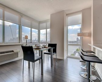 Global Luxury Suites at Newport - Jersey City