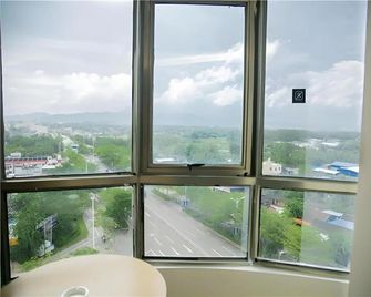 City Comfort Inn Wanning Wan'An Avenue High Speed Railway Station - Wanning - Balcony