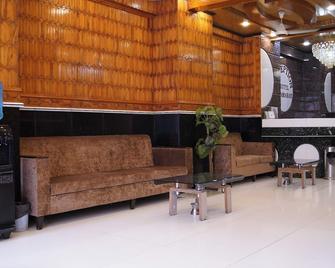 Al-Amarat Hotel Saddar - Karachi - Lobby