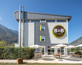 B&B HOTEL Saint Jean De Maurienne - Sainte-Marie-de-Cuines - Building