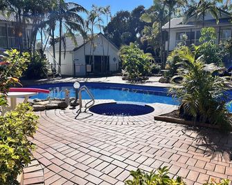 Bay of Palms - Elanora - Piscine