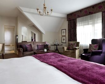 Macdonald New Blossoms Hotel, Chester - צ'סטר - חדר שינה