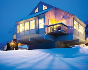 Wisconsin Dells Escape with Spacious 3BR Townhome at Christmas Mountain - Wisconsin Dells - Building