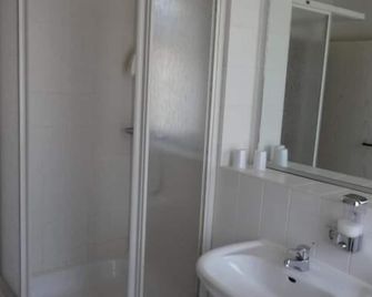 Hotel Elisenhof - Chemnitz - Baño