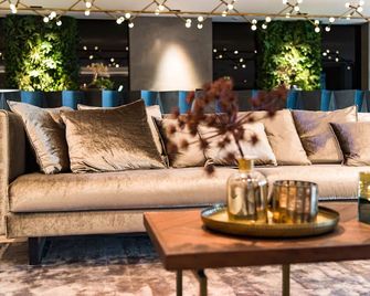 Van der Valk Hotel Assen - Assen - Lounge
