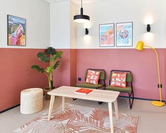 Appart'hôtel Toulouse Zénith - Toulouse - Sala de estar