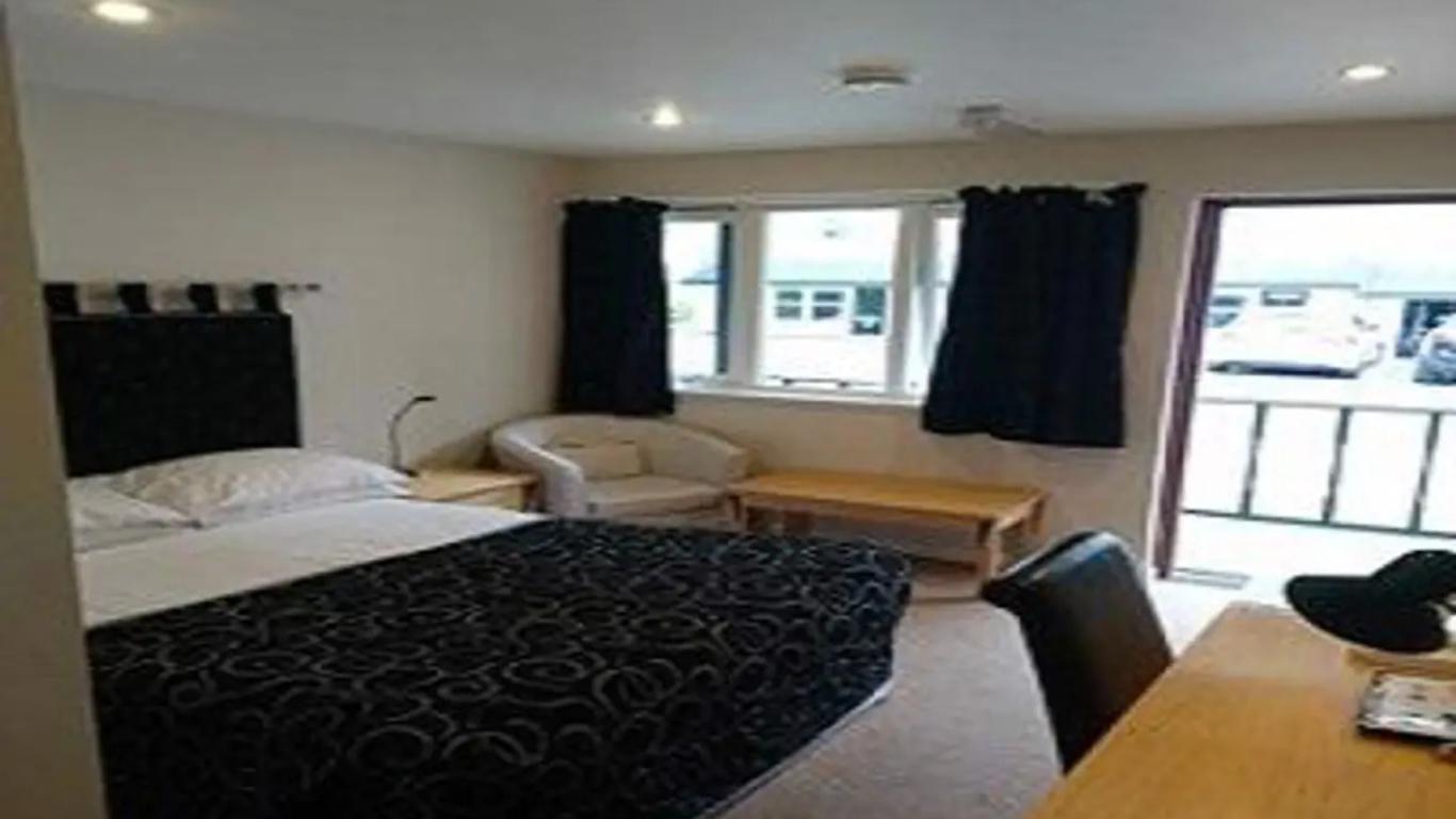 Station Hotel