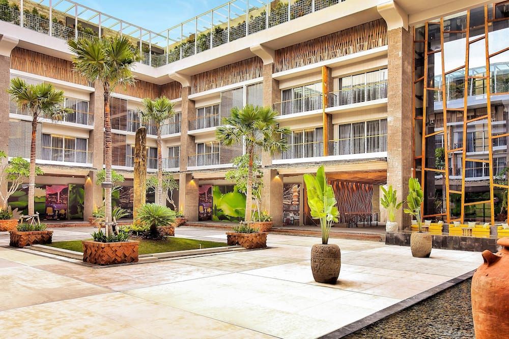 Ts Suites Seminyak Bali - קוטה - בניין