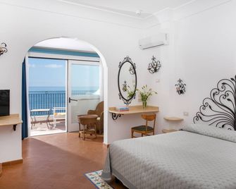 Hotel Pupetto - Positano - Ložnice