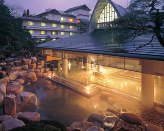 Tamatsukuri Grand Hotel Choseikaku - Matsue - Building