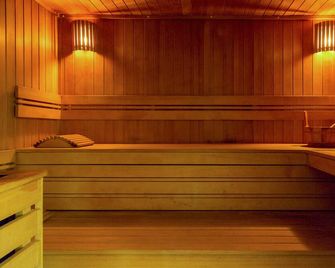 Relax Hôtel Beuzeville Honfleur - Honfleur - Spa