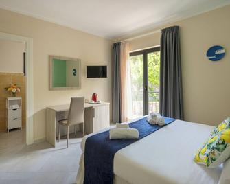 Scario Club - San Giovanni a Piro - Slaapkamer