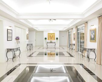 Kensington English Garden Resort Khaoyai - Mu Si - לובי