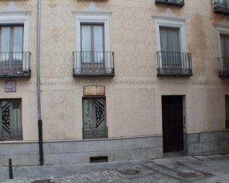 Hospedaje La Judería - Segovia - Building