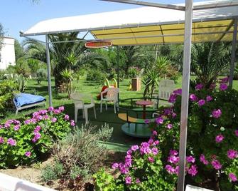 Hotel Ponte - Vieste - Patio