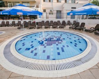 Hotel Poienita - Oradea - Piscine