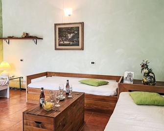Beautiful apartment for 5 guests with WIFI, terrace and pets allowed - Dolcedo - Bedroom
