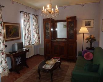 Al Vecchio Gelso - La Morra - Living room