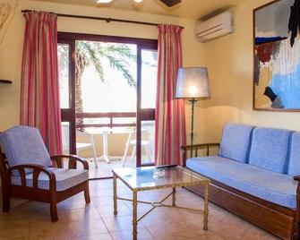 Hotel Apartamentos Londres La Manga - La Manga del Mar Menor - Sala de estar